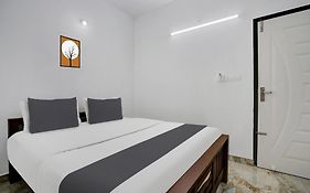 Hotel O Eva Residency